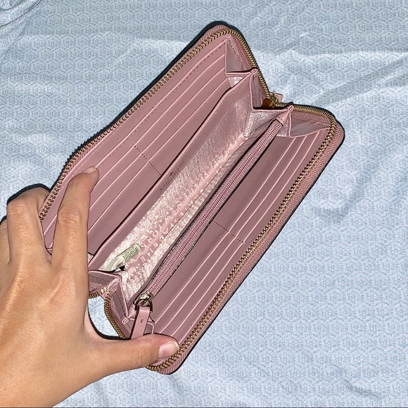 Kate Spade Wallet - Picture 2 of 4